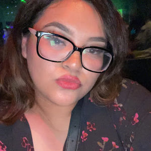 Meet your Posher, Monica